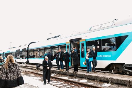 Dogodek - 130 Let -60